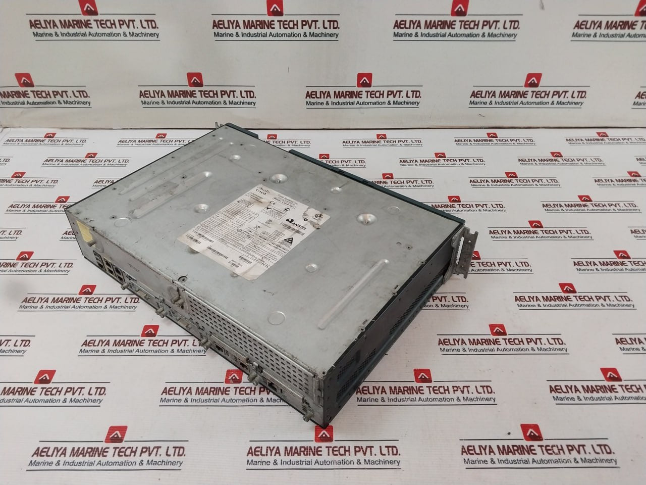 Cisco 2911 Integrated Services Router Pwr-2911-ac 100-240V 3-1A 50/60Hz