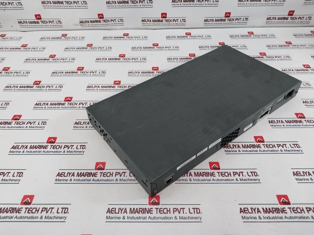 Cisco CATALYST 2960 Series 24 Port Switch WS-C2960-24TT-L 100-240V~ 1.3-0.8A