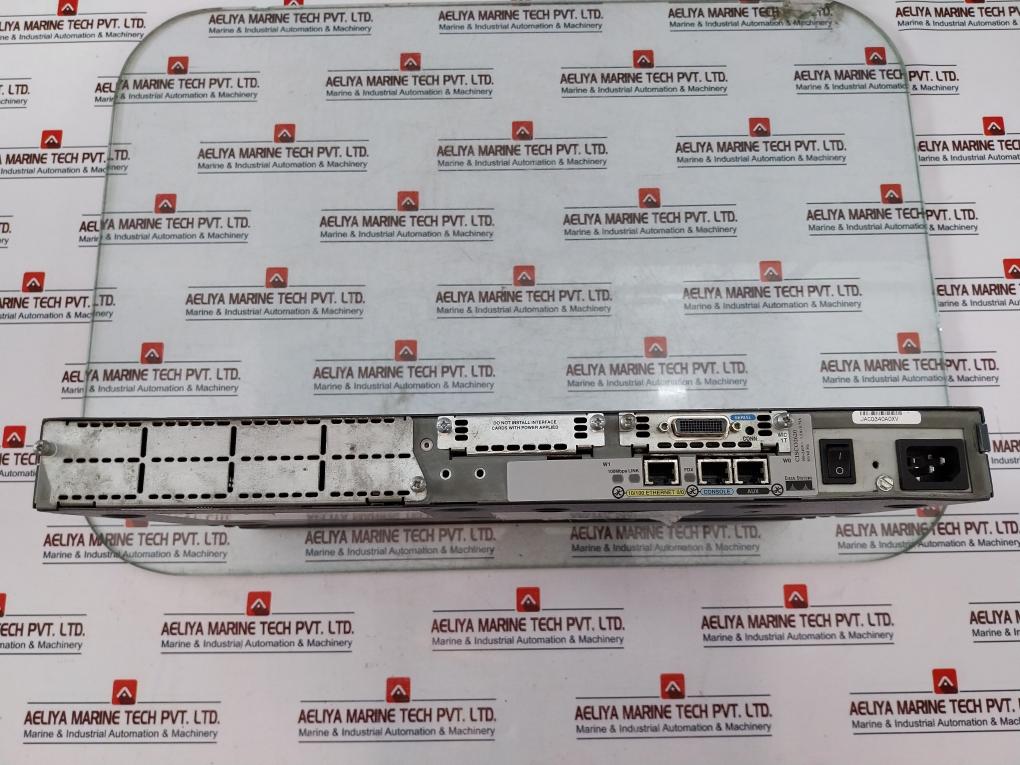 Cisco Cisco2620, 10/100 Ethernet Router 100-240v~ 1.5a/0.75a 50/60hz