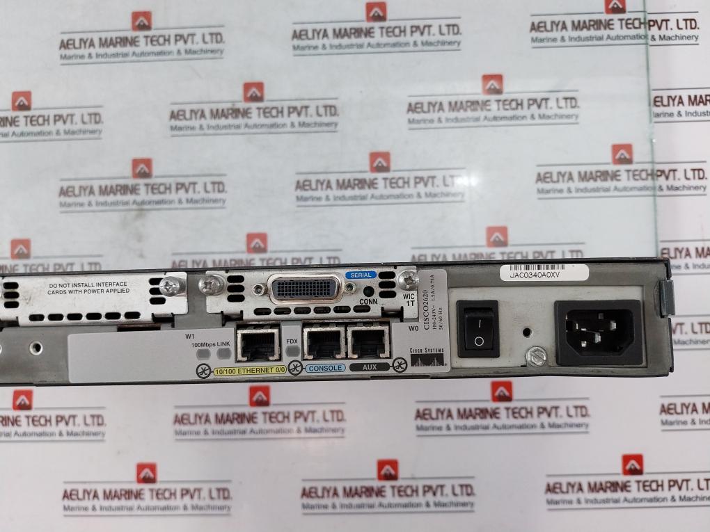 Cisco Cisco2620, 10/100 Ethernet Router 100-240v~ 1.5a/0.75a 50/60hz