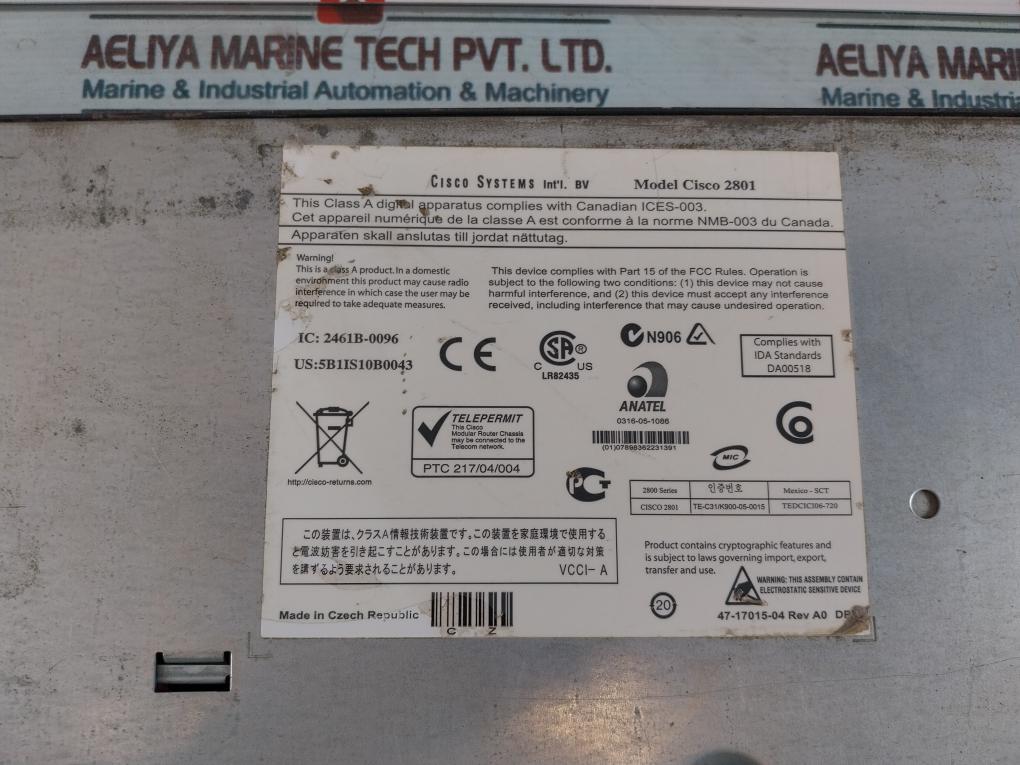Cisco Systems 2801 Integrated Services Router 2800 Series 5A 100-240V~