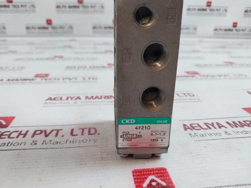 Ckd 4F210 Pneumatic Valve 100V 50/60Hz 110V