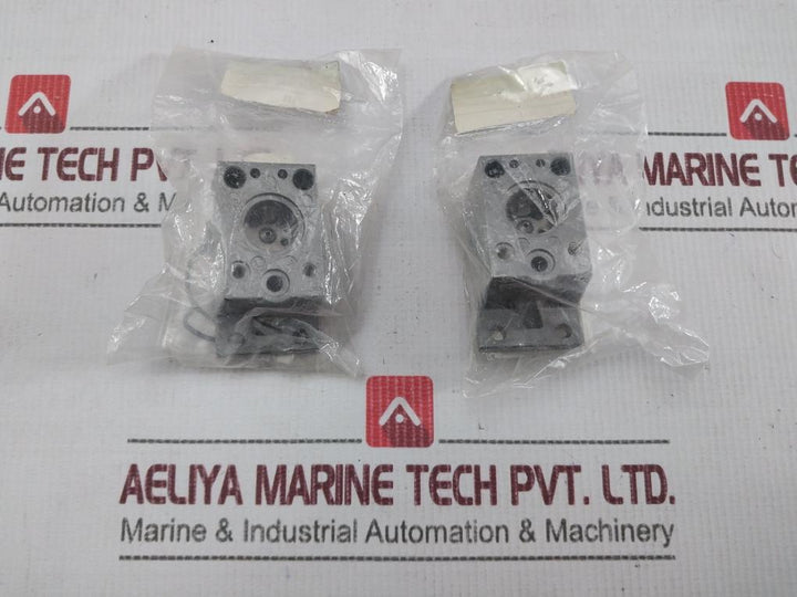 Ckd 4F310 Pilot-operated 5-port Valve Assembly