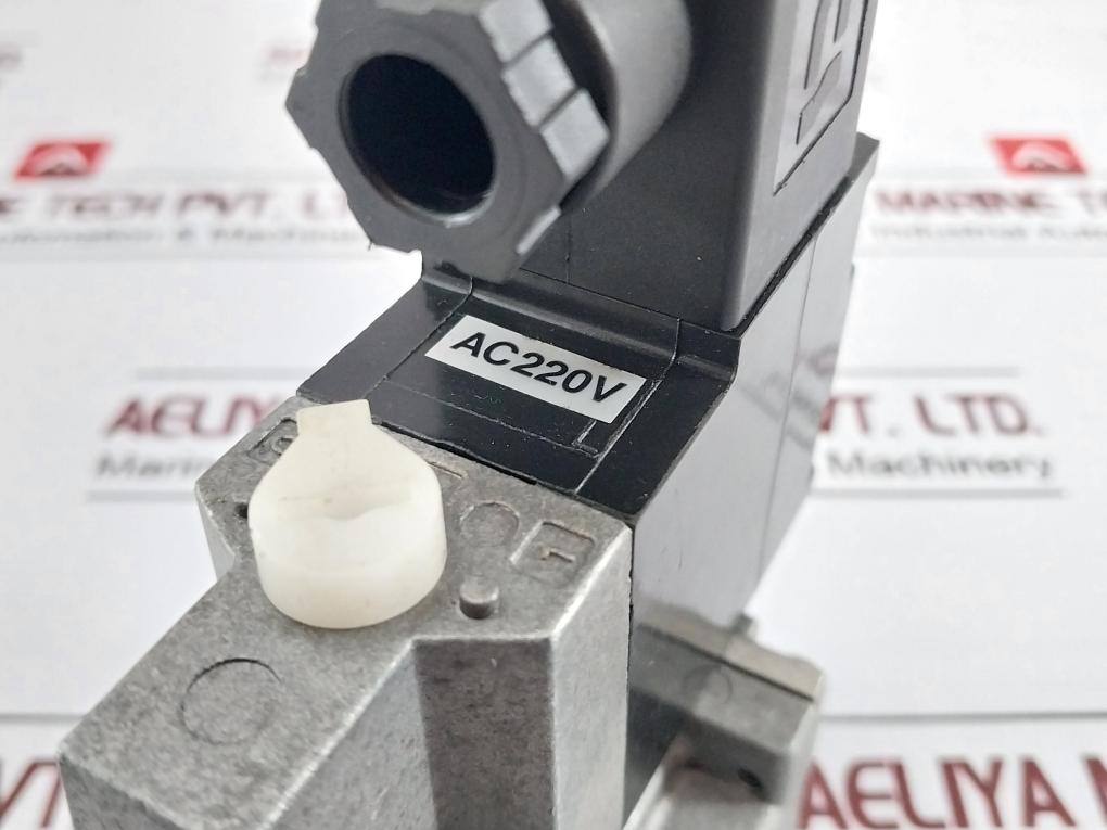 Ckd 4F410 Pneumatic Solenoid Valve Ac220V