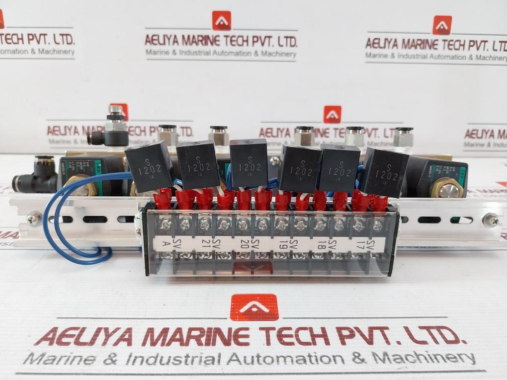 Ckd Gab352-5 Solenoid Valve Manifold Assembly 100V 50/60