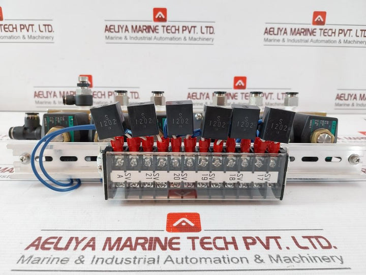 Ckd Gab352-5 Solenoid Valve Manifold Assembly 100V 50/60
