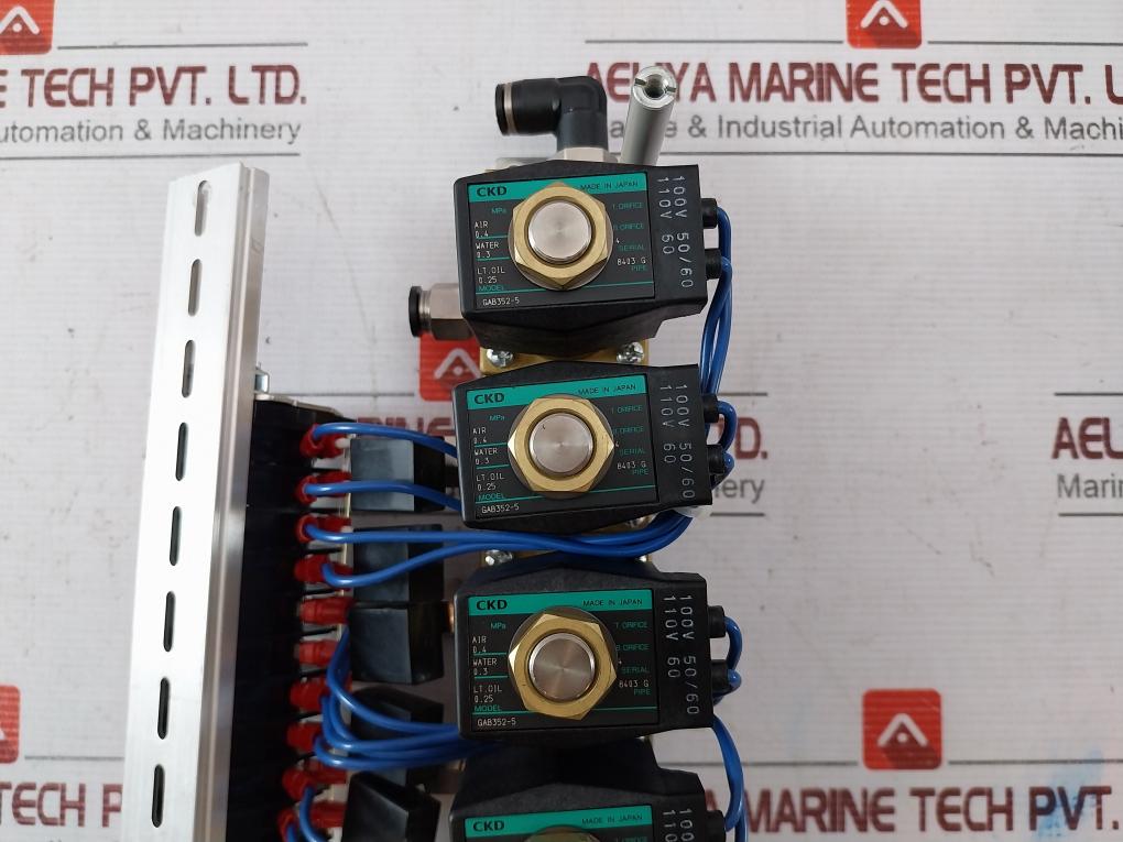 Ckd Gab352-5 Solenoid Valve Manifold Assembly 110V 60