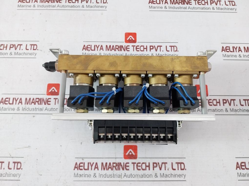 Ckd Gab352-5 Solenoid Valve Manifold Assembly 110V 60