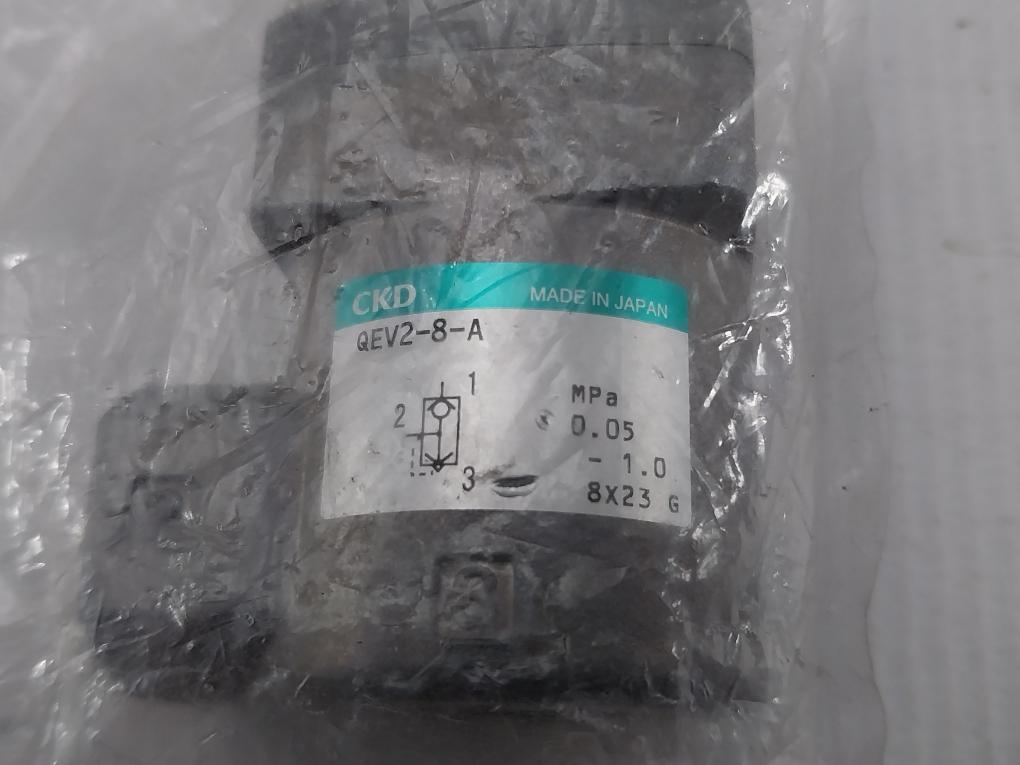Ckd Qev2-8-a Quick Exhaust Valve 0.05-1.0 Mpa 8X23 G