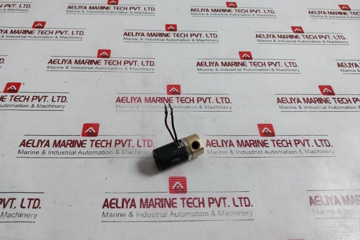 Ckd Usb3-6-2 Direct Acting 2, 3-port Solenoid Valve 24V Dc 2.3 Mm 0-0.4 Mpa