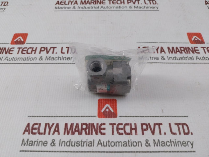 Ckd Qev2-8-a Quick Exhaust Valve 0.05 Mpa 1.0