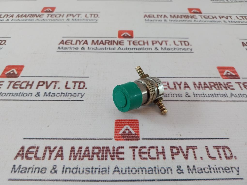 Clippard Cs-2532 Manifold Mount Valve With Threaded Top Port