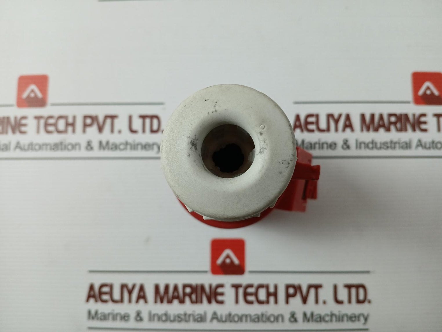 Clipsal 214/Pce Trailing Socket Plug Ip44 3P+E/50+60Hz