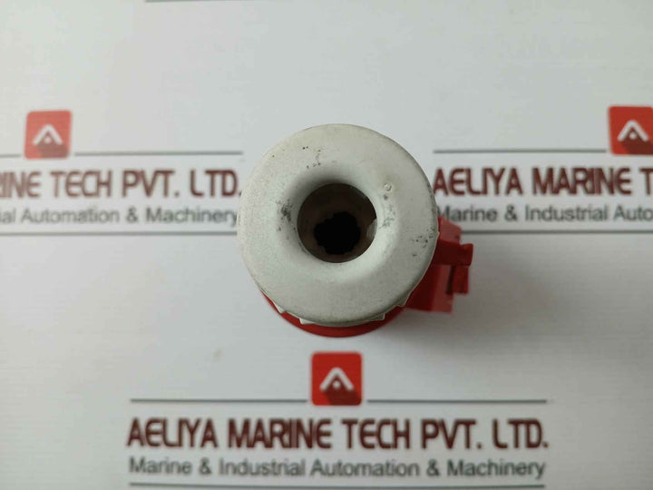 Clipsal 214/Pce Trailing Socket Plug Ip44 3P+E/50+60Hz