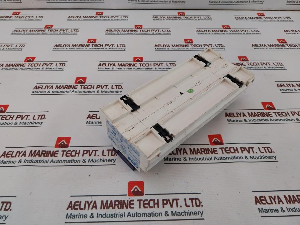 Clipsal Voltage Free Relay C-bus2 Output 240V~ 50-60Hz