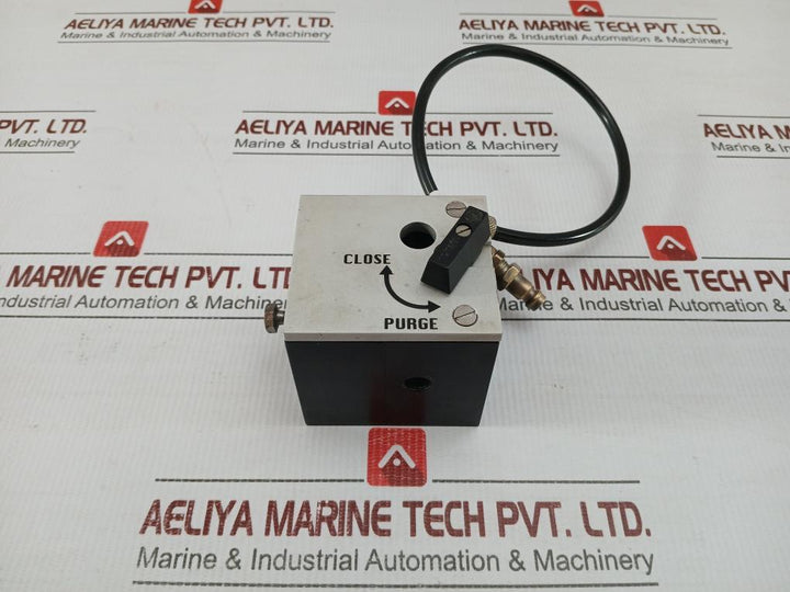 Close-Switch-L-35-Cm-Camozzi-209256-3