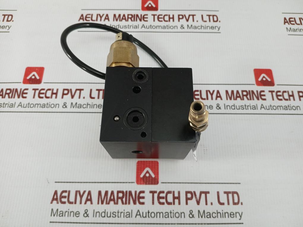 Close-Switch-L-35-Cm-Camozzi-209256-7