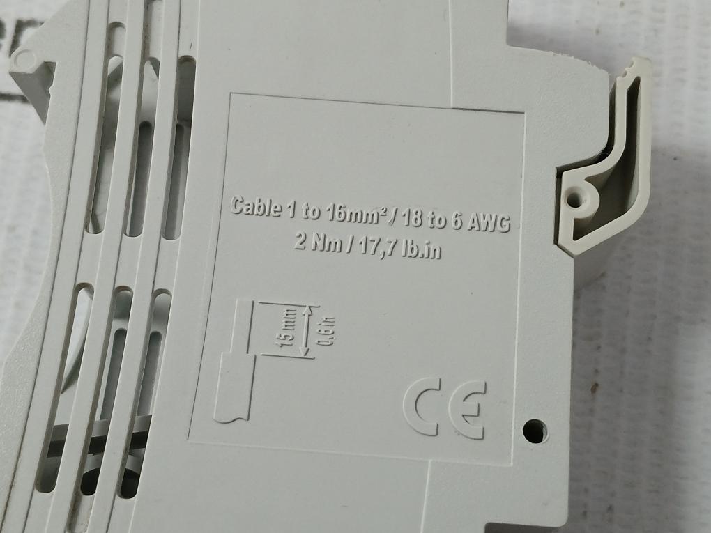 Cmc101 Mersen 32A 690V 3W Modulostar Fuse Holder Rail Mount