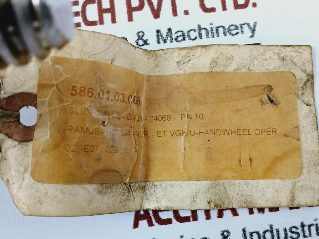 Cmo Pn10 Slide Valve Dn65 Gg25 2 ½” With Handwheel Operator