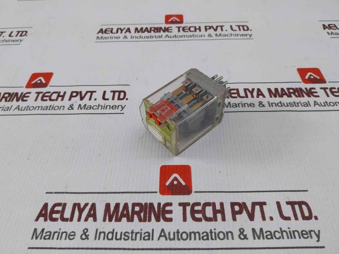 Comat C3-a 30 Changeover Industrial Pluggable Relay