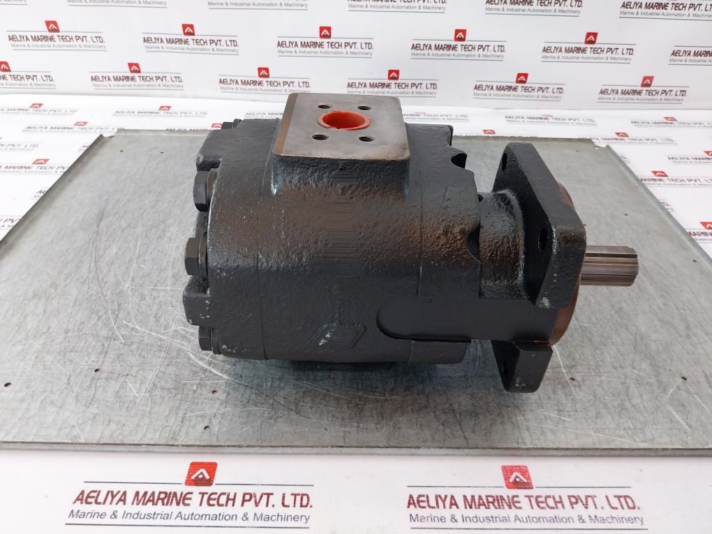 Commercial Intertech 35.316 9710 025-007 Hydraulic Pump 316 5030 002