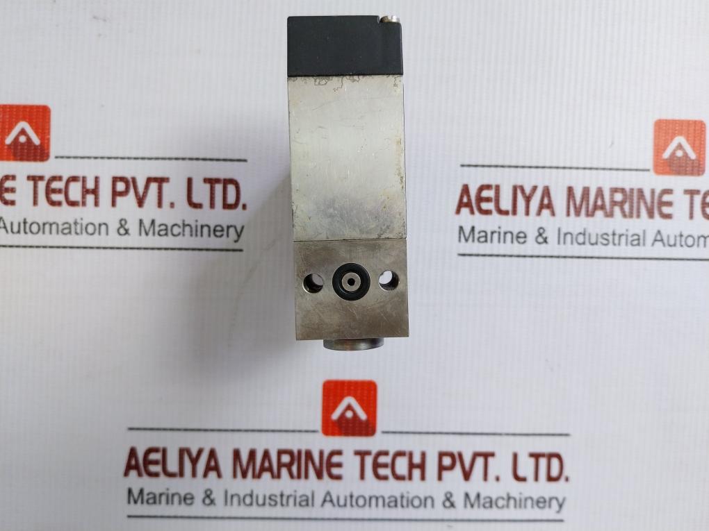 Compact Block Pressure Transmitter 0-40Kg/Cm2-g Trafag 8244.81.2310