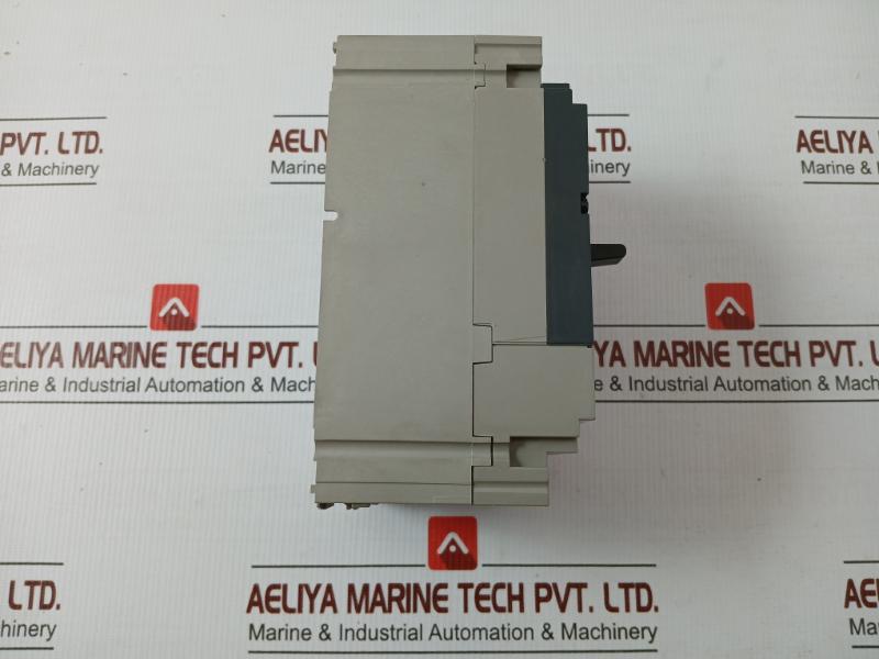 Compact Circuit Breaker Ns100-160-250 N/H/Na Merlin Gerin 50/60 Hz