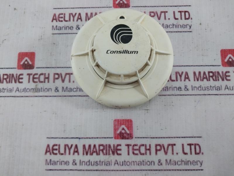 Consilium 5200173-00A Heat Detectors 0832-cpd-1556 Sw82A074