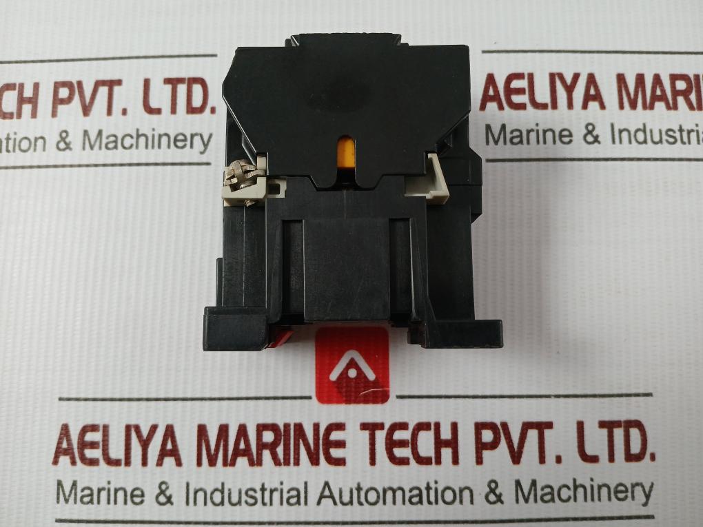 Contactor Relay 660V/10A Telemecanique Ca2-dn140.A60