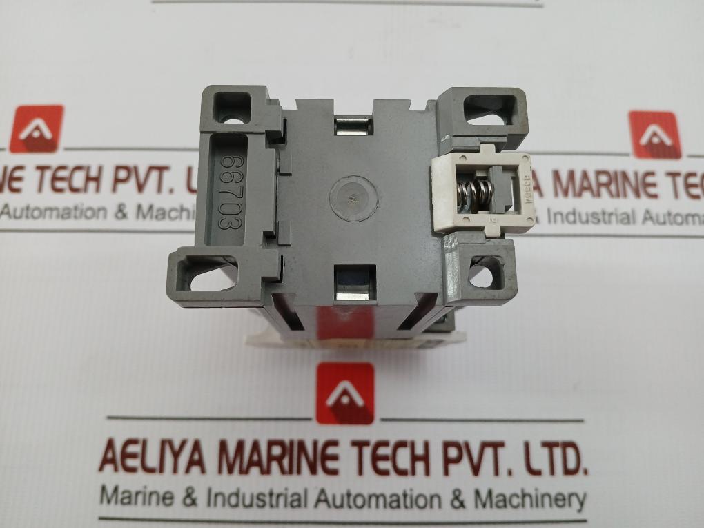 Control Relay 110V Hyundai Hmt 31