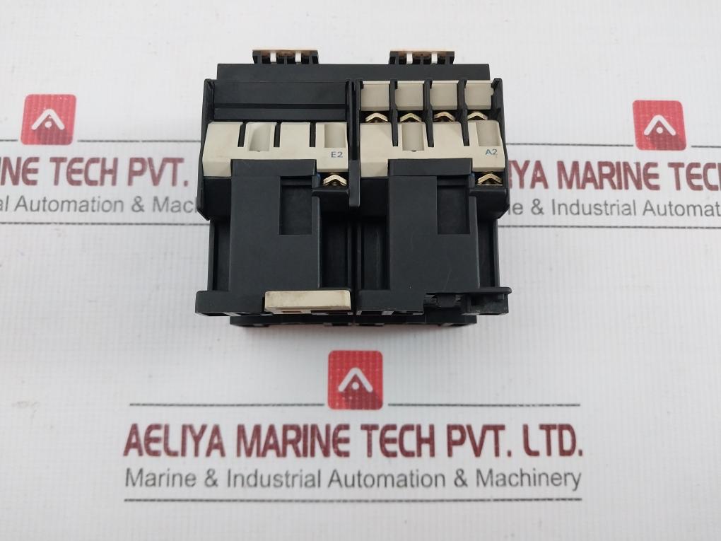 Control Relay Ca2 Dk22 Schneider Electric 1000V/50-60Hz