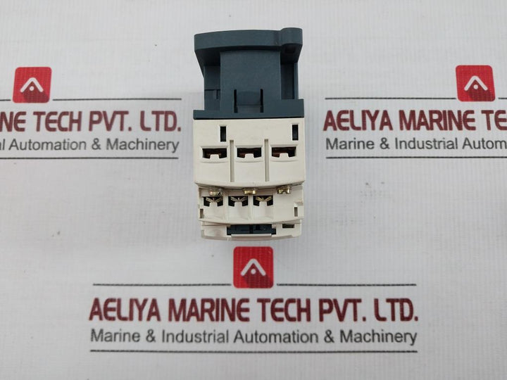Control Relay Cad326M7 Telemecanique 220V 50/60Hz