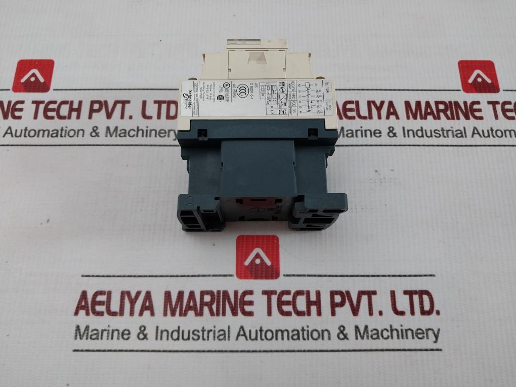 Control Relay Cad326M7 Telemecanique 220V 50/60Hz