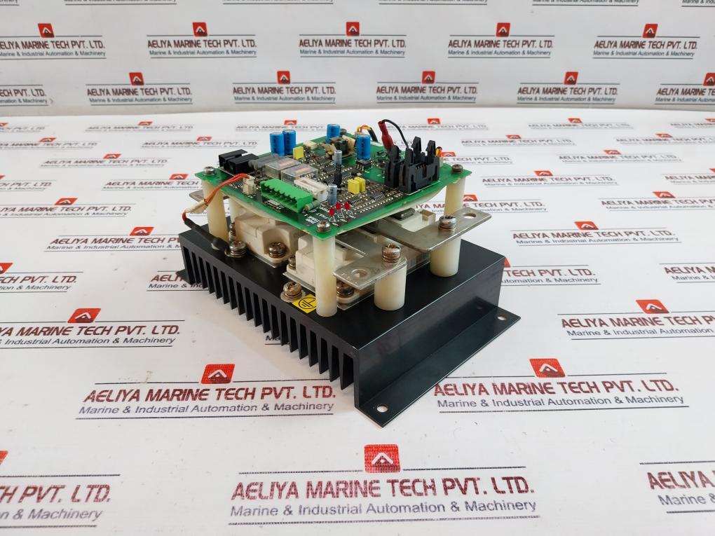 Control Techniques Uni5 Braking Unit Ip00 250A 40 Kw 3 Ohms Stdp25