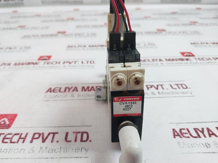 Convum Mvs 3011063 + Cvx-1243-mc2 Digital Pressure Sensor Dc10.8-30V 0–0.7 Mpa