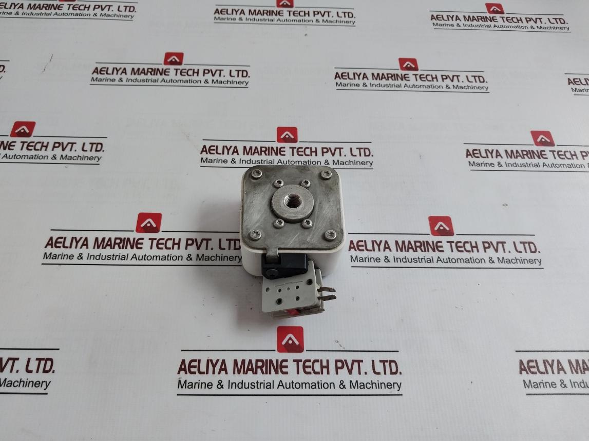 Cooper Bussmann 170M6458 High Speed Square Body Fuse 2A 250Vac 690V-iec
