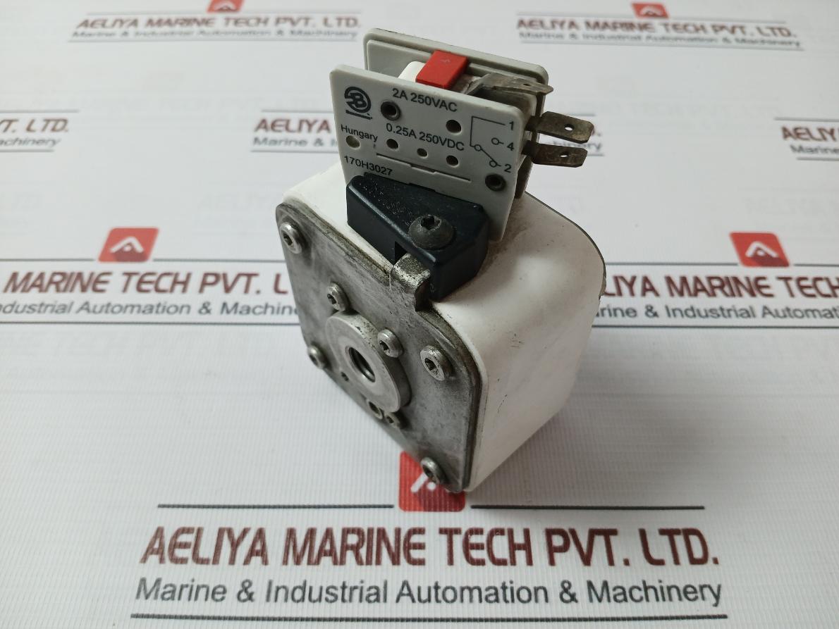 Cooper Bussmann 170M6458 High Speed Square Body Fuse 3Bkn/50 690V 500A 700V