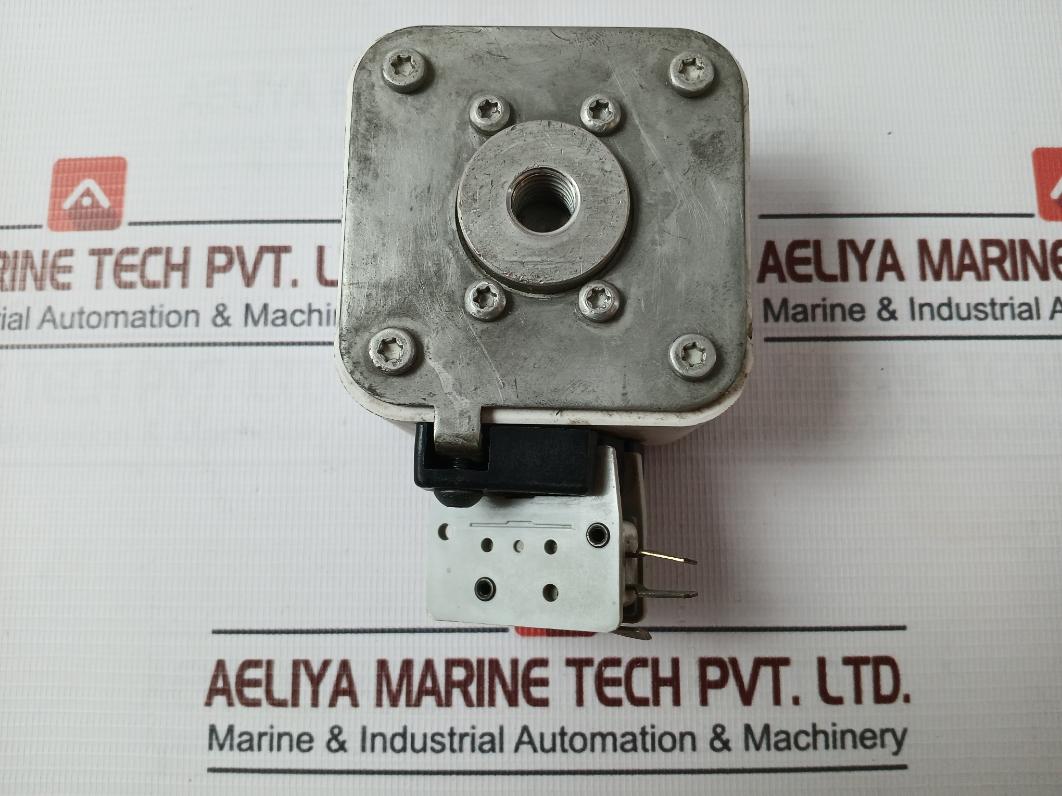 Cooper Bussmann 170M6458 High Speed Square Body Fuse 3Bkn/50 690V 500A 700V