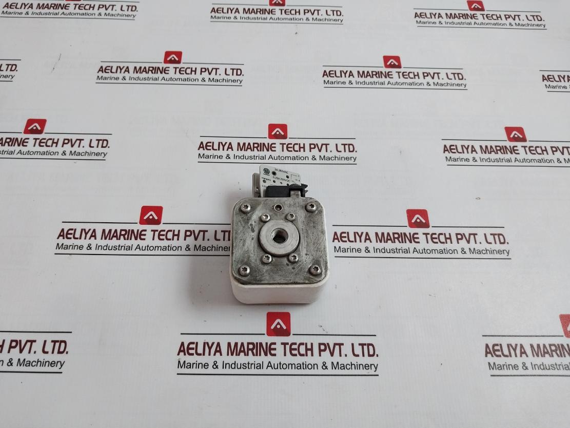 Cooper Bussmann 170M6458 High Speed Square Body Fuse 500A 690V 2A 250Vac