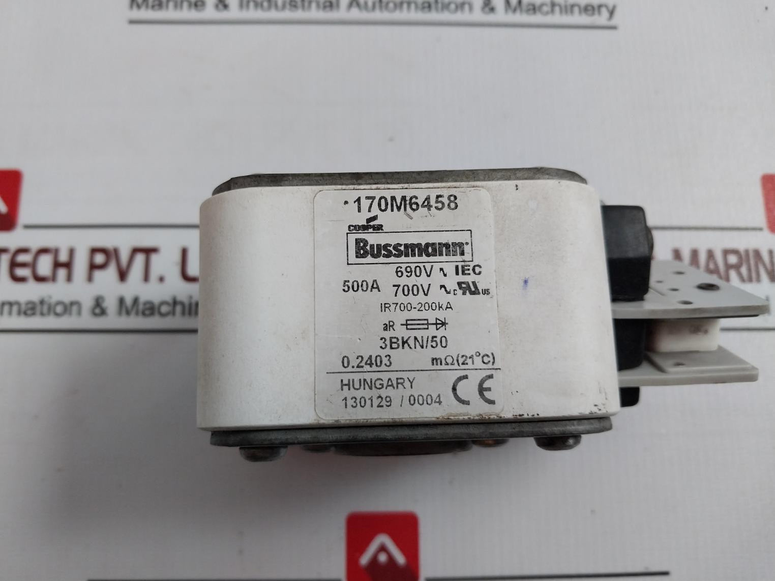 Cooper Bussmann 170M6458 High Speed Square Body Fuse 500A 690V 2A 250Vac