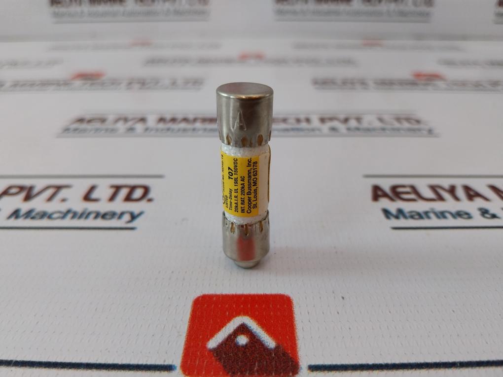 Lot of 11X Cooper Bussmann LP-CC-15 low-Peak Time Delay Fuse