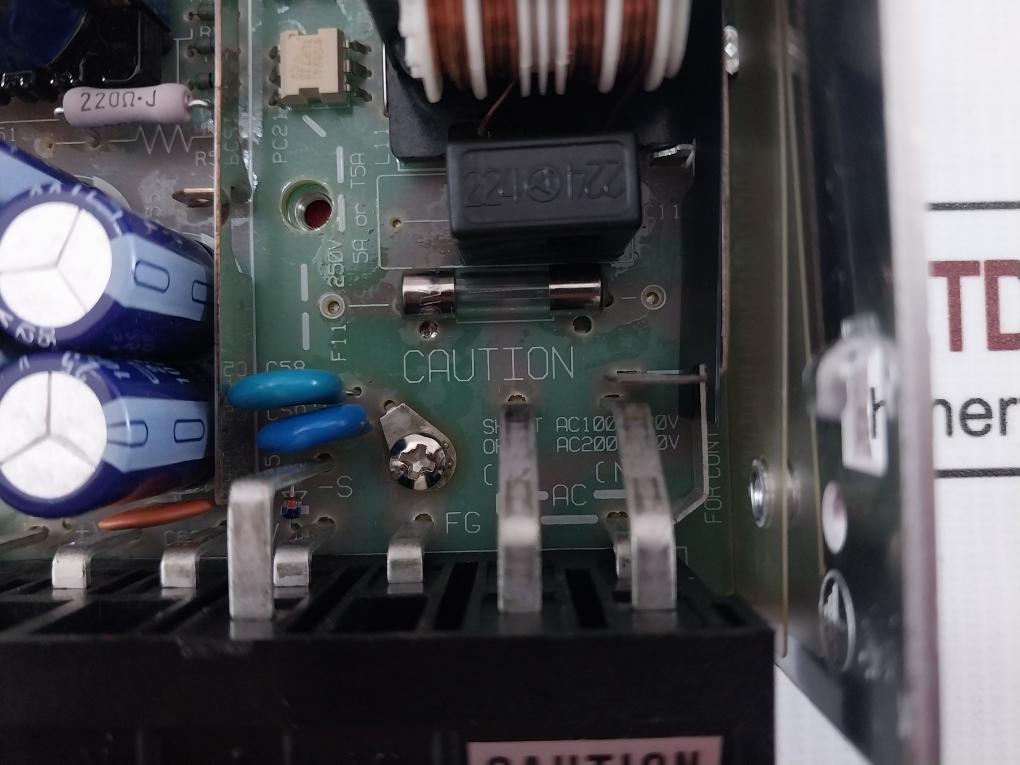 Cosel P100-12 Dc Power Supply Ac85-132V/170-264V Ac200-240V