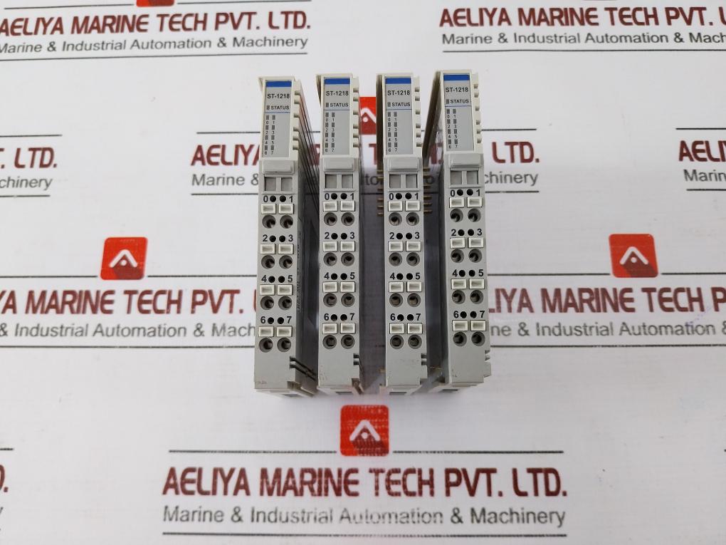 Crevis St-1218 Digital Input 8 Points, Sink, Terminal, Relay 12v / 24vdc