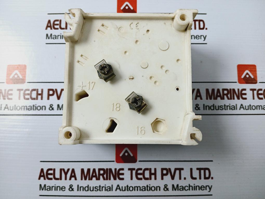 Crompton 0-750A Current Transformer 750/5A