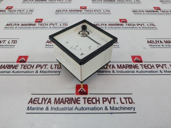 Crompton 243-026G-lsls-c5 Analog Ammeter