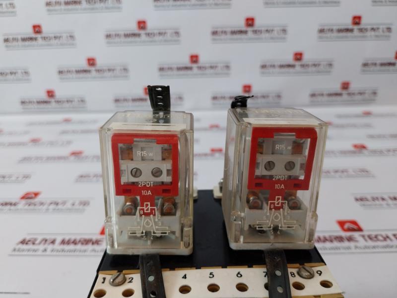 Crompton 244-302g Ammeter, 0-15 A Dc, 110 V Ac, R-15 Relay