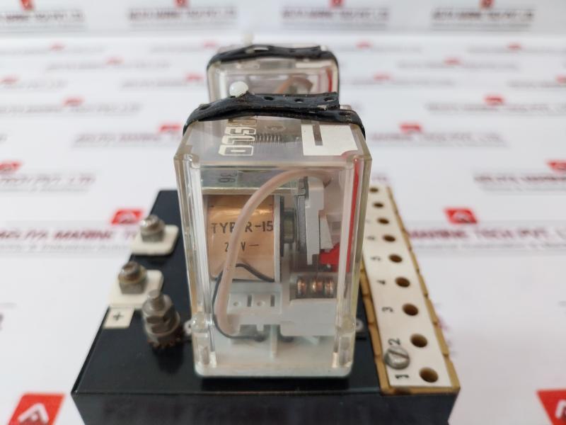 Crompton 244-302g Ammeter, 0-15 A Dc, 110 V Ac, R-15 Relay