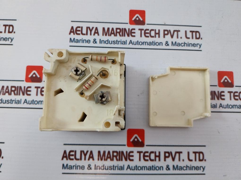 Crompton 55-65 HZ Frequency Meter