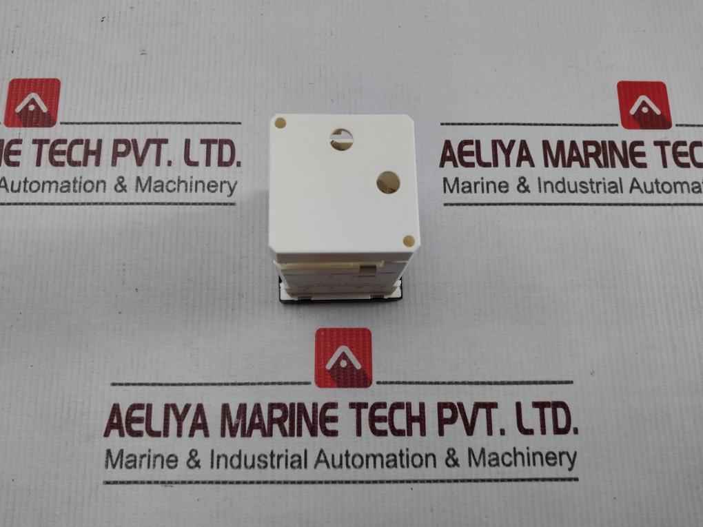 Crompton E242-75a-g-la-rl-c7 Eurodin Series Analogue Ammeter 0-200a