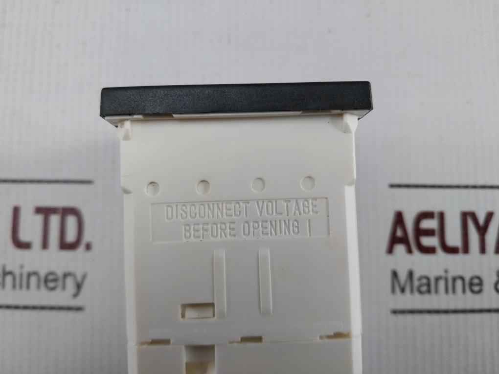 Crompton E242-75a-g-la-rl-c7 Eurodin Series Analogue Ammeter 0-200a